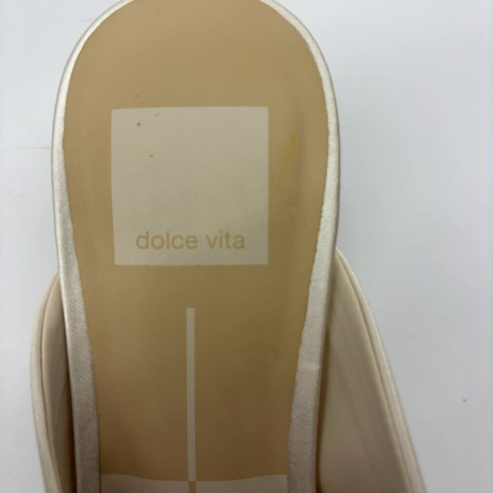 Dolce Vita Kitten Heel - Picture 3 of 6